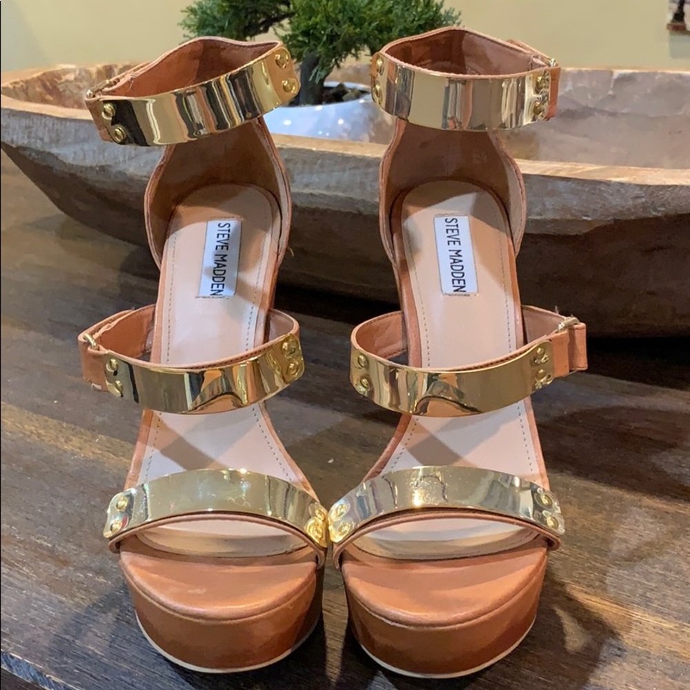 Steve Madden Wedges